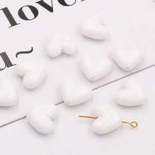 100 件/17 毫米 3D 亚克力心形珠 - 红色、黑色和多种颜色 - 光泽闪亮的活力心形工艺用品，适用于 DIY 珠宝制作、项链、耳环、手链、钥匙扣、手机挂件、吊坠 - 手工串珠、简约风格、耐用光滑质地 - 情人节、圣诞节、礼物、女士、手工艺人、时尚配饰、串珠套装、珠宝配件、工艺套件 - 彩色 - 查看 15