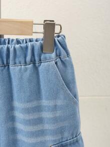 Set de 2 piezas con camiseta de manga corta con bolsillo y estampado y pantalones cortos cargo de estilo casual y urbano para niños mayores, para primavera/verano