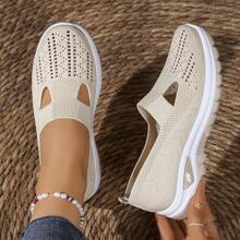 女士休闲透气一脚蹬步行运动鞋 - 纯色面料鞋面，镂空设计，轻质 PU 鞋底，四季舒适鞋，平头低帮平底鞋