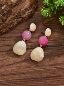 2pcs Exaggerated Sexy Bohemian Wavy Faux Jade Resin Blocks With Conch Shaped Pendant Dangle Earrings Set, Suitable For Sexy Ladies, Party, Holiday Wear. The Resin Blocks Are Artificially Blended In Multiple Colors, And Each Piece Will Have A Molding Mark Due To The Manufacturing Process.