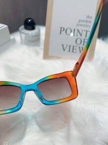 1pc Women's Fashion Square Glasses, High Quality Gradient Frame, Street-Style PC Temple, Spring-Loaded Legs, Versatile & Vintage For Daily Wear