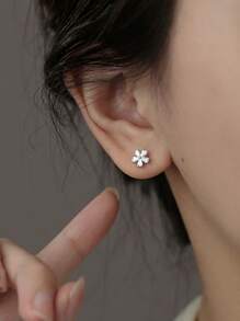 1 Pair Women's Flower & Cherry Blossom Stud Earrings, Fashionable Luxury Elegant Romantic Unique Design, Suitable For Daily Wear, Gathering, Party