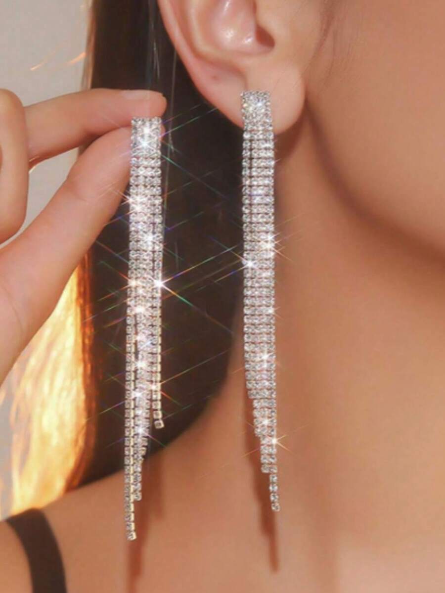 1 对全新性感长款全钻流苏耳环，打造修颜效果，适合女士佩戴。节日派对配饰百搭，适合日常佩戴。母亲节和情人节的礼物 - 水鑽流蘇水滴耳墜 - 查看 1
