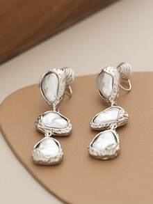 2pcs Retro Asymmetrical Metal Faux Pearl Clip On Earrings, Long Geometric Design For Non-Pierced Ears - Clip - View 5