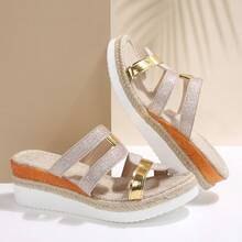 2025年夏季复古厚底坡跟高跟凉鞋，女士交叉绑带编织罗马鞋