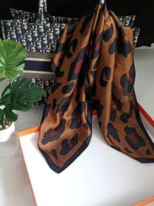 [1pc Leopard Print Scarf] 1pc Women's Lightweight Black & Brown Leopard Print Square Scarf | 27.56 Inch Bohemian Moire Pattern Headwear, Versatile Beach Wrap & Outdoor Travel Scarf For Casual Outings, Hair, Stylish Head Accessory, Nonelastic Fabric, Durable Headscarf