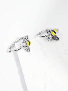 1 Pair Silver 3D Bee Earrings, Silver Frame Outlines Delicate Shape, Black & Yellow Color Vivid, Add Playful Vitality To The Ears