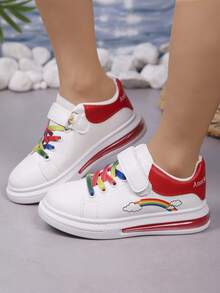 2025夏季新款儿童运动鞋，不闷热，鞋底柔软，防滑，魔术贴和彩虹印花，是适合女孩的中国风可爱鞋款