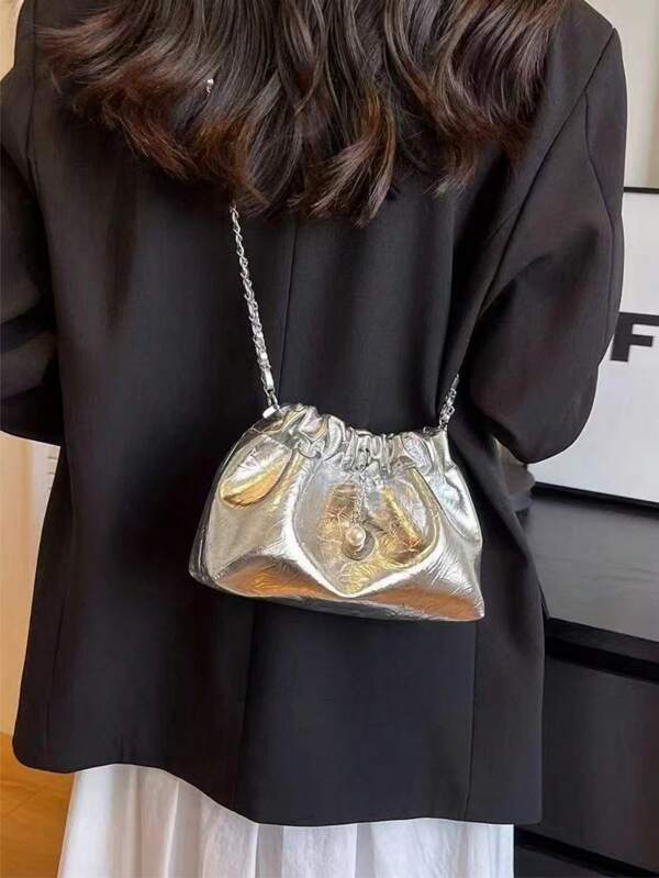 Women Shoulder Bag 2025 New Silver-Color Chain Bucket Bag Pleated Cloud Style Unique Small Handbag,Fashionable Ins Crossbody Bag