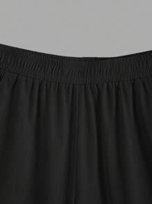 Warner Bros 2pcs Men's Casual Super Hero Cape Graphic Tee & Shorts Set, Summer