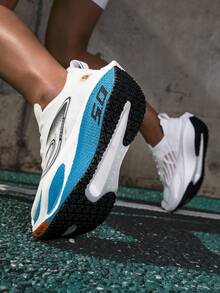 أحذية رياضية للرجال ذات بطانة كربونية للأنشطة الخارجية، أحذية للتدريب والسباقات والجري والاستخدامات المتنوعة، أحذية نسائية للألعاب الرياضية وجري الطرق والمضمار، مصنوعة من شبك قابل للتنفس وبنعل ماص للصدمات ومضاد لالانزلاق