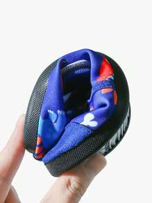 Un nuevo par de zapatos de verano suaves, cómodos, transpirables y de secado rápido para nadar/interior/playa/hotel, con estampado de dibujos animados, zapatos de moda para arroyos poco profundos