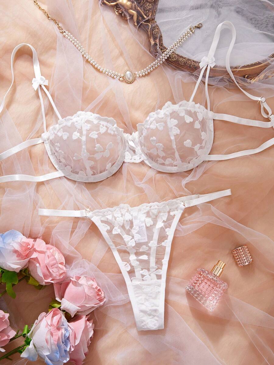 ROMWE Kawaii Floral Embroidery Mesh Underwire Lingerie Set - White - View 1