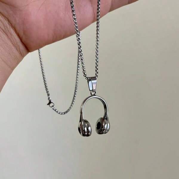 1 Pc Music Headphone Pendant Necklace, Versatile Titanium Steel Headphones Necklace In Hip-Hop, Cute, Punk Style For Men And Women, Suitable For Music Festivals And Daily Wear