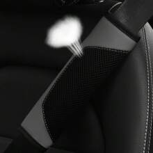 1pc Car Safety Belt Shoulder Pad Cover, PU Leather 3D Breathable Skin-Friendly, Pressure Relieving Comfortable Car Shoulder Pad, Suitable For All Seasons