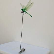12-Pack Realistic Artificial Dragonfly Garden Stakes Decorations, 3D Waterproof Lifelike Dragonflies On Wooden Stems For Outdoor Indoor Decor - Includes Table Centerpiece, Wall, Post & Micro Landscape Arrangement For Garden, Patio, Home, Shop - 彩色 - 查看 10