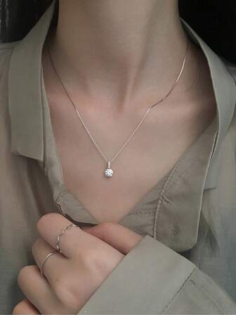 Women's Zirconia Teardrop Necklace, Minimalist Sparkly Pendant Choker