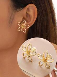 1 Paar modische fünfblättrige Blumenform Clip-On Ohrringe für Frauen, elegante Ohrringe für den täglichen Gebrauch und als Geschenk, geeignet für Damen