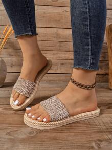 1 Pair Summer New Arrival Fashionable Teenager Slippers, Straw Woven Outsole, Woven Upper Design, Casual Strap Versatile Style