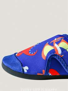 Un nuevo par de zapatos de verano suaves, cómodos, transpirables y de secado rápido para nadar/interior/playa/hotel, con estampado de dibujos animados, zapatos de moda para arroyos poco profundos