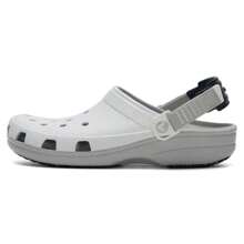Crocs Sandalias tipo zuecos unisex con estampado de leopardo clásico, zapatos casuales/deportivos ligeros y cómodos 211287-100