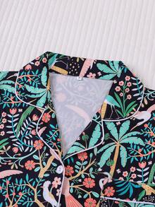 2 件花卉和鸟类印花女士睡衣套装，短袖衬衫，翻领纽扣和宽松松紧腰短裤，适合节日派对、睡衣、休闲户外家居服，撞色饰边设计 - 黑色 - 查看 3