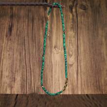 1pc Handmade Boho Malachite Necklace - Natural Stone Beads With Golden Spacers, Deep Green & Golden Bohemian Jewelry For Women, Casual Attire Or Gift, Boho-Chic Multi-Layer Beaded Necklace, Casual Accessory, Vintage Style, Detailed Craftsmanship, Fashion Enthusiasts