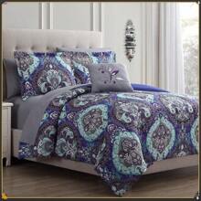 8-Piece Cathedral Reversible Adult Unisex Bed In A Bag, Queen