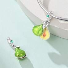 1 Set Accessori per braccialetti fai da te con ciondoli a tema frutta: pera verde, lampone, limone, mela. Un set fresco e dolce per l'estate! Limoni, fiori, api, ciondoli fai da te per vivacizzare l'estate