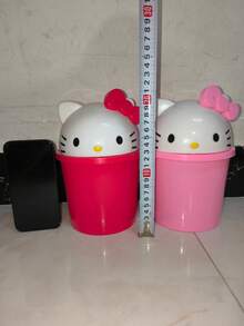 Sanrio 14*11.5*22 Cm 1 Pc Desktop Mini Trash Can Hello Kitty Cute Trash Can 8.27*5.51 Inch Desktop Ornament Trash Can No Power Supply Required Suitable For Room Decoration Home And Kitchen - Multicolor - View 7