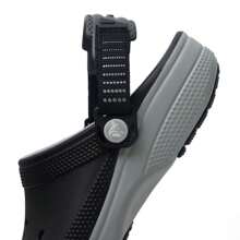 Crocs Sandalias tipo zuecos clásicas con estampado de leopardo, zapatos livianos y cómodos para uso casual diario y deportivo, 211287-001