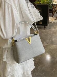 New Fashion Women's Handbag, Solid Color Minimalist PU Texture Pattern, Elegant V-Shaped Metal Hardware, Suitable For Dates, Shopping, Parties, Versatile & Exquisite Design