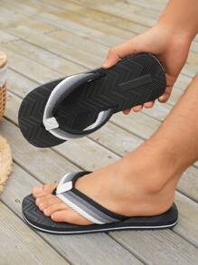 Tongs pour hommes, sandales, sangles en tissu gris, vert et noir blocs de couleurs à la mode, sandales plates d'extérieur décontractées pour la plage, marron