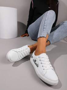 Customized Heart Print Sneakers, Glitter Personalized Name, Birthday Gift, Anniversary Gift, Classmate Gift, Family Gift, Bridesmaid Gift, Bride Gift, Holiday Gift, Couple Casual Shoes