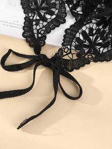 1pc Rustic Hollow Lace Flower Triangular Scarf Hair Band, Suitable For Daily Outfits