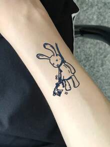 1Pc Fake Tattoo Temporary Tattoos Semi Permanent Tattoo Y2K Rabbit Waterproof Sweatproof Last For 1-2 Weeks Realistic Herbal Juice Anti-Friction Non-Reflective Black For Woman And Men Tattoo Stickers For Arm, Chest, Leg, Abdomen, Waist, Finger, Neck, Spine, Modernist Body Art