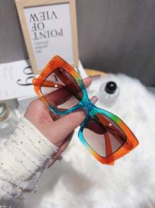 1pc Women's Fashion Square Glasses, High Quality Gradient Frame, Street-Style PC Temple, Spring-Loaded Legs, Versatile & Vintage For Daily Wear