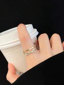 1件奢華極簡十字設計鋯石鑲嵌鍍金戒指，最適合女性的母親節禮物，婚禮訂婚戒指，宴會舞會珠寶 - 金黃色 - 查看 3
