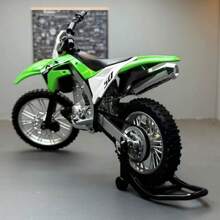 1:12 比例压铸合金摩托车模型，带底座和支架，前轮可转向，收藏展示品，生日礼物，男孩玩具（17 x 7 x 10 厘米） - 彩色 - 查看 7