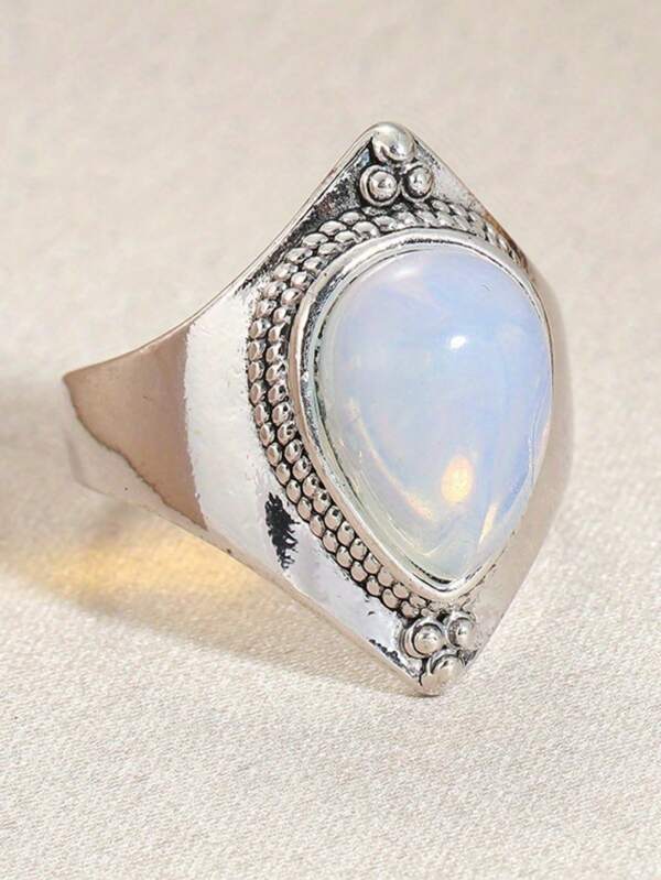 Vintage Moonstone Crystal Ring - Luxury Copper Jewelry, Rainbow Teardrop Gemstone Inlay, Suitable For Daily Wear And Special Occasions, Perfect Gift For Women