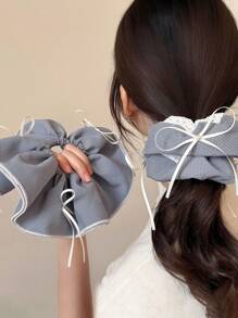 1 pièce Bandeau pour cheveux carré en polyester unicolore de nouvelle conception, doux et délicat, style à carreaux romantique à la française. Grand accessoire pour cheveux, tour de cou, indispensable pour la rentrée scolaire, convient pour le shopping du week-end, les sorties entre amis, les promenades dans le parc, les déplacements quotidiens, la course, le yoga, la fitness, les galas, les soirées dansantes, les mariages et autres occasions.