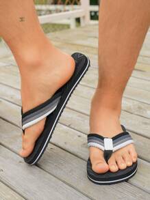 Tongs pour hommes, sandales, sangles en tissu gris, vert et noir blocs de couleurs à la mode, sandales plates d'extérieur décontractées pour la plage, marron