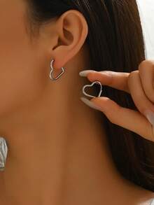 1pair Fashion Stainless Steel Heart Design Hoop Earrings For Women For Daily Decoration Valentines,Mom,Mother,Mother's Day,Gift