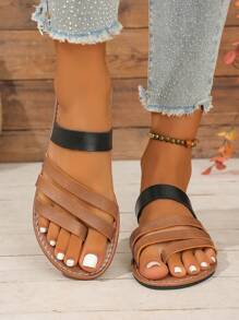 Damen Flache Sandalen, europäischer und amerikanischer modischer legerer Rundzehenriemen, verstellbarer Riemen, Zehentrenner, Slip-On Strandpantoffeln