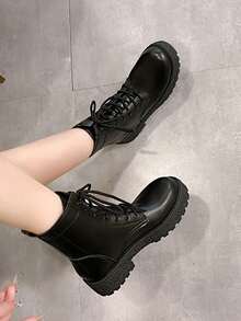 女士时尚靴子 黑色靴子 2024秋冬新款 百搭搭扣短靴 复古英伦风真皮中筒靴 派对靴 - 黑色 - 查看 7