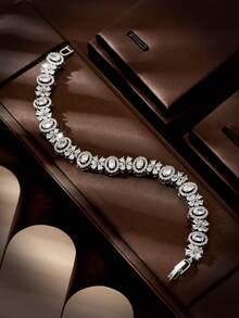 1 件女士手链/手镯，18K 白金镀锆石空心椭圆形装饰，适合毕业典礼