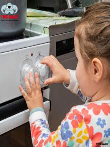 TWO DADS Osłony na pokrętła kuchenki zabezpieczone przed dziećmi, przezroczyste osłony na pokrętła kuchenki dla dzieci i zwierząt domowych - bezpieczne, odporne na olej i plamy, łatwe do czyszczenia