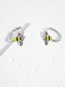 1 Pair Silver 3D Bee Earrings, Silver Frame Outlines Delicate Shape, Black & Yellow Color Vivid, Add Playful Vitality To The Ears