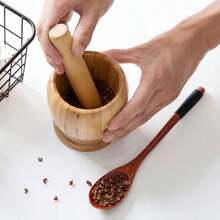 Bamboo Garlic Press Herb Grinder Spice Crusher Kitchen Tool For Garlic Ginger