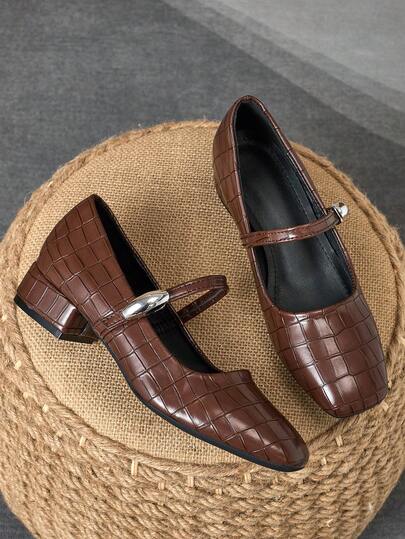 MonaNise 女士方头 3 厘米低跟一脚蹬高跟鞋，百搭高端时尚休闲度假旅行户外复古别致酒红色正装鞋